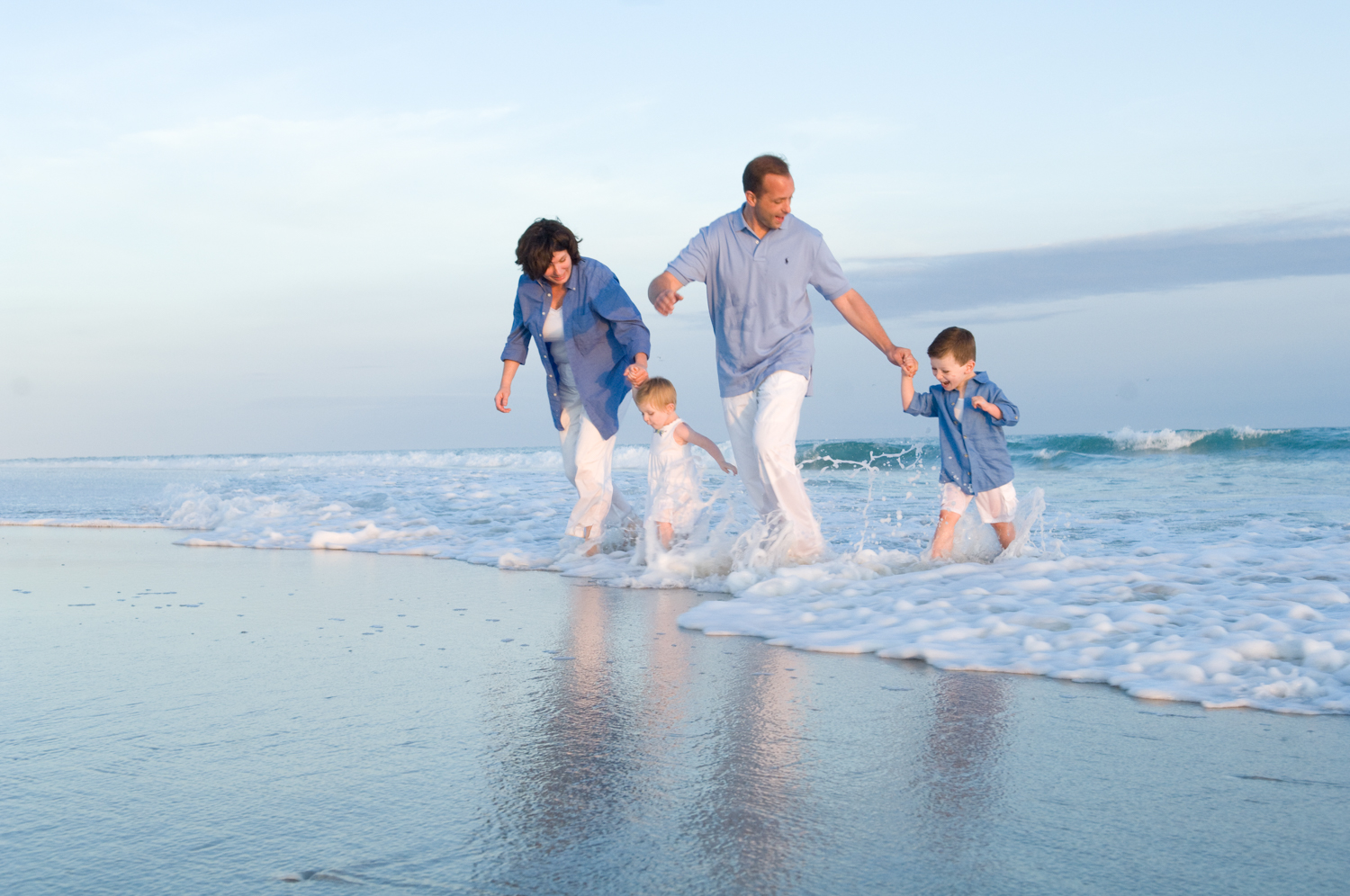 Long Island family photographers capture Ffmily photoshoot at Robert Moses beach